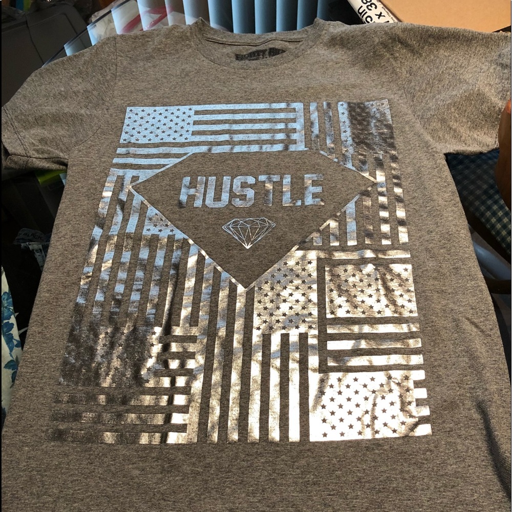Men’s small flashy T-shirt